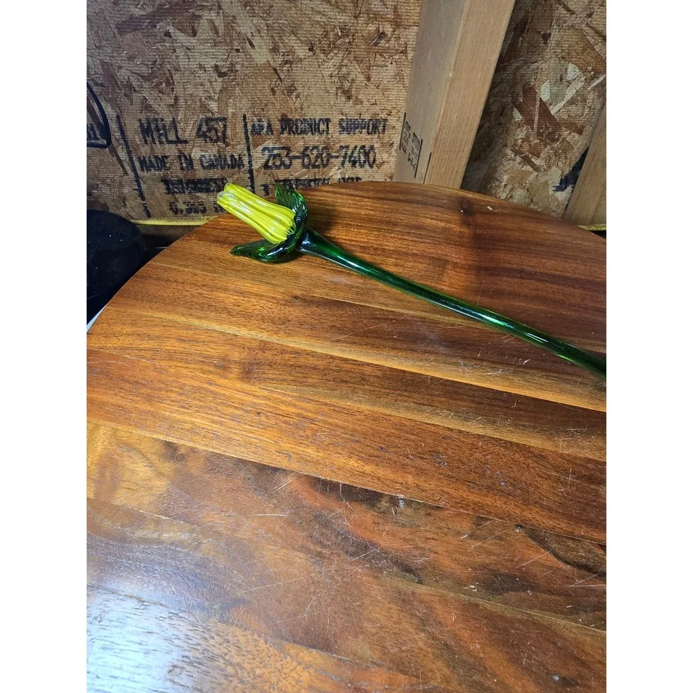 Hand Blown Art Glass Yellow Tulip Flower Long Green Stem Decorative Collectible